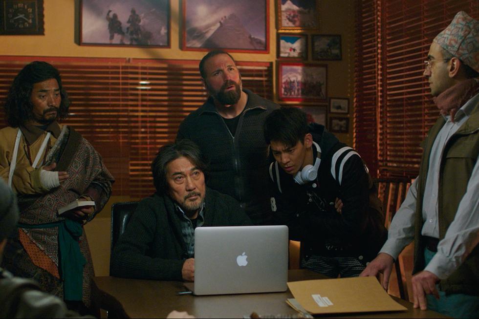 《陰謀の氷壁/オーバー・エベレスト》(2019年，原題：冰峰暴)