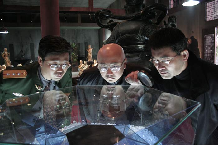 《翡翠狂騒曲/クレイジー・ストーン》(2006年，原題：瘋狂的石頭)