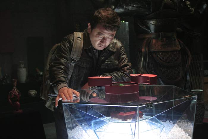 《翡翠狂騒曲/クレイジー・ストーン》(2006年，原題：瘋狂的石頭)