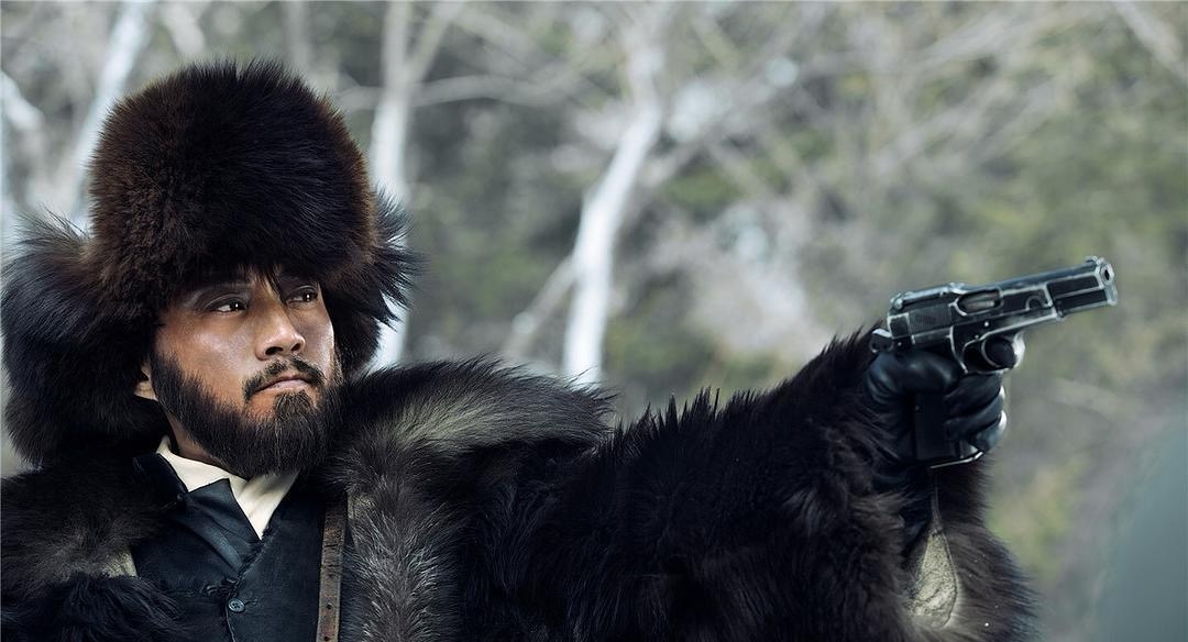 《雪原の死闘/智取威虎山》(2014年，原題：智取威虎山)